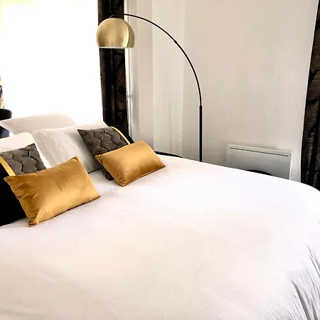 Apartamento Centre Balcon & Parking Prive
