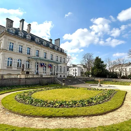 Apartamento Appartement Centre Epernay Balcon & Parking Prive *